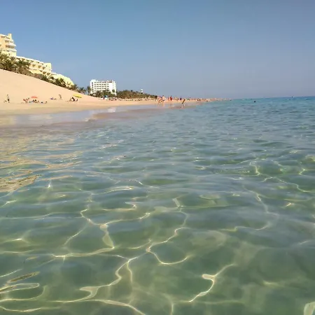 Lejlighed On The Seafront, Overlooking The Beach, Swimming Pools, Equipped. Wifi *